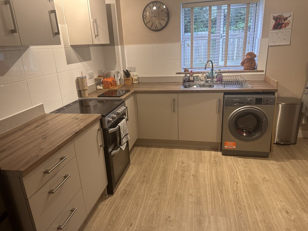 Photo 2 of Eynsham property