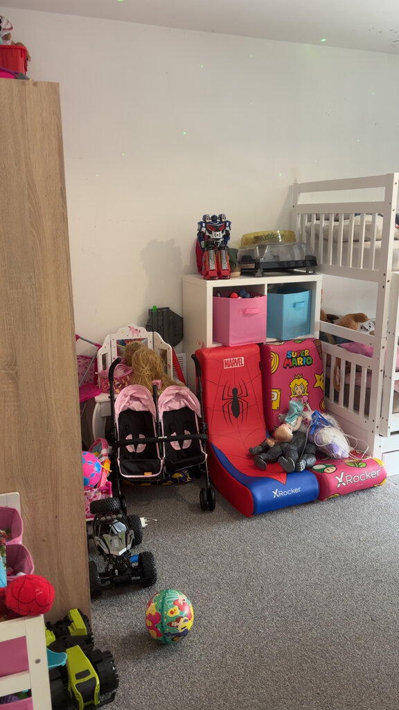 Photo 4 of Partington property