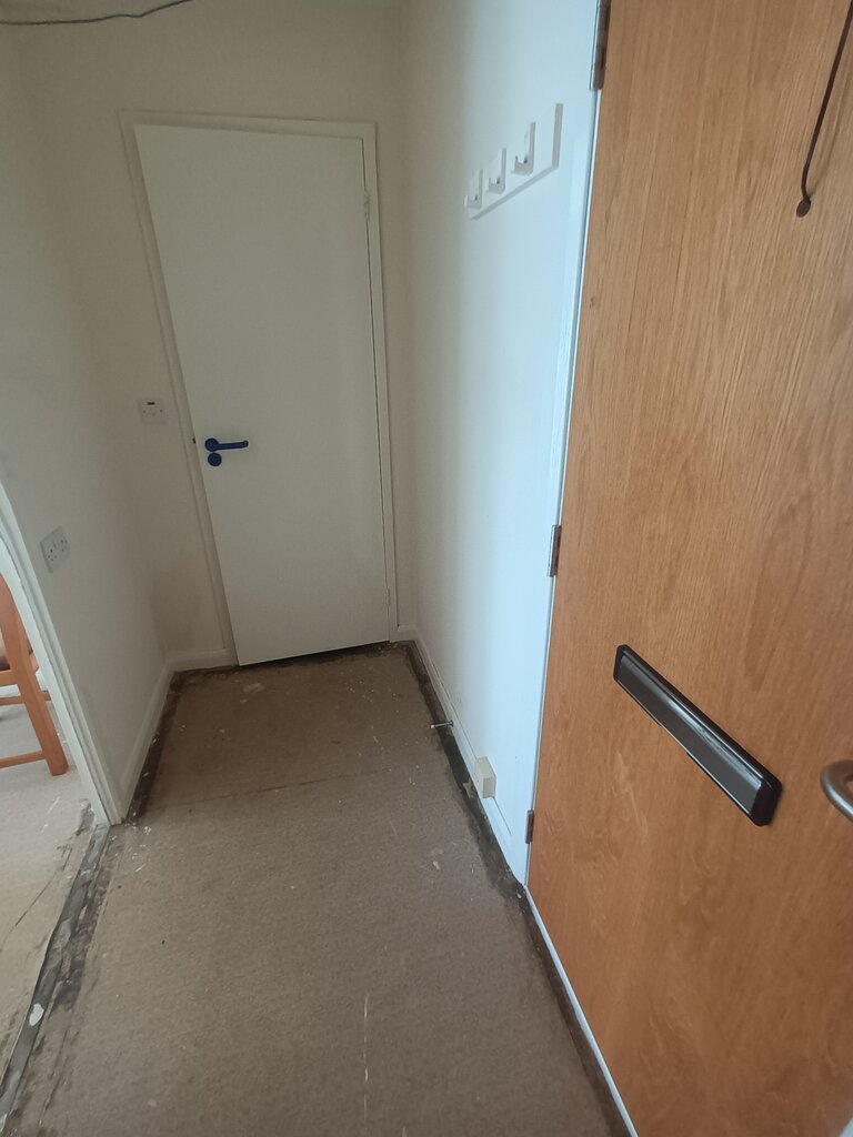 Photo 5 of Walton-On-Thames property