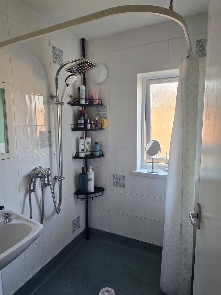 Photo 4 of Wallsend property