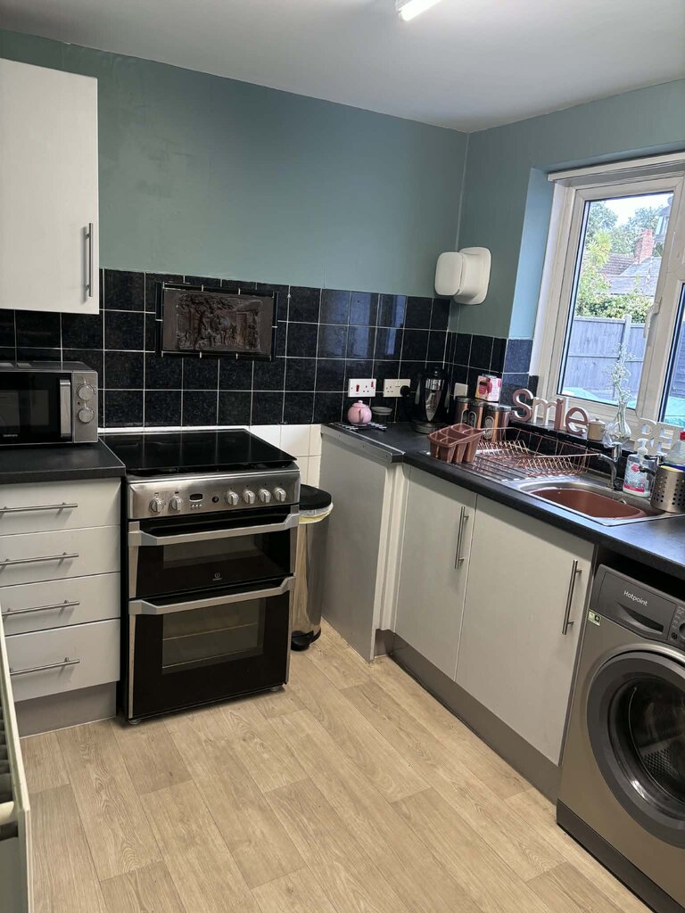 Photo 3 of Wolverhampton property