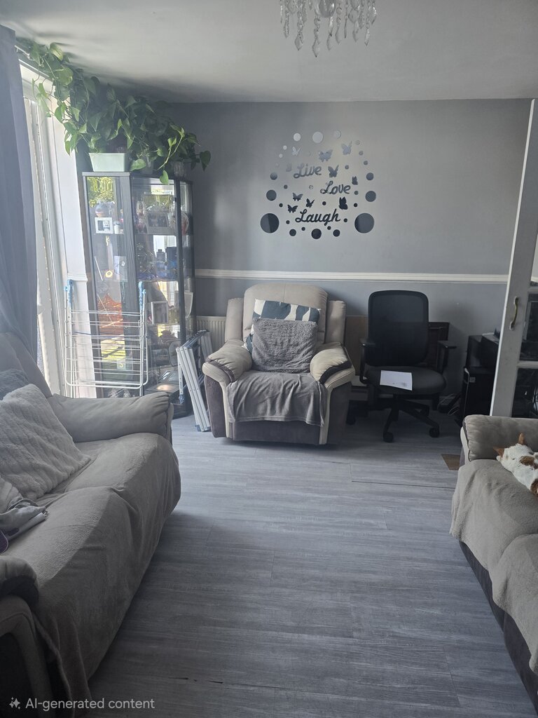 Photo 3 of Sydenham property