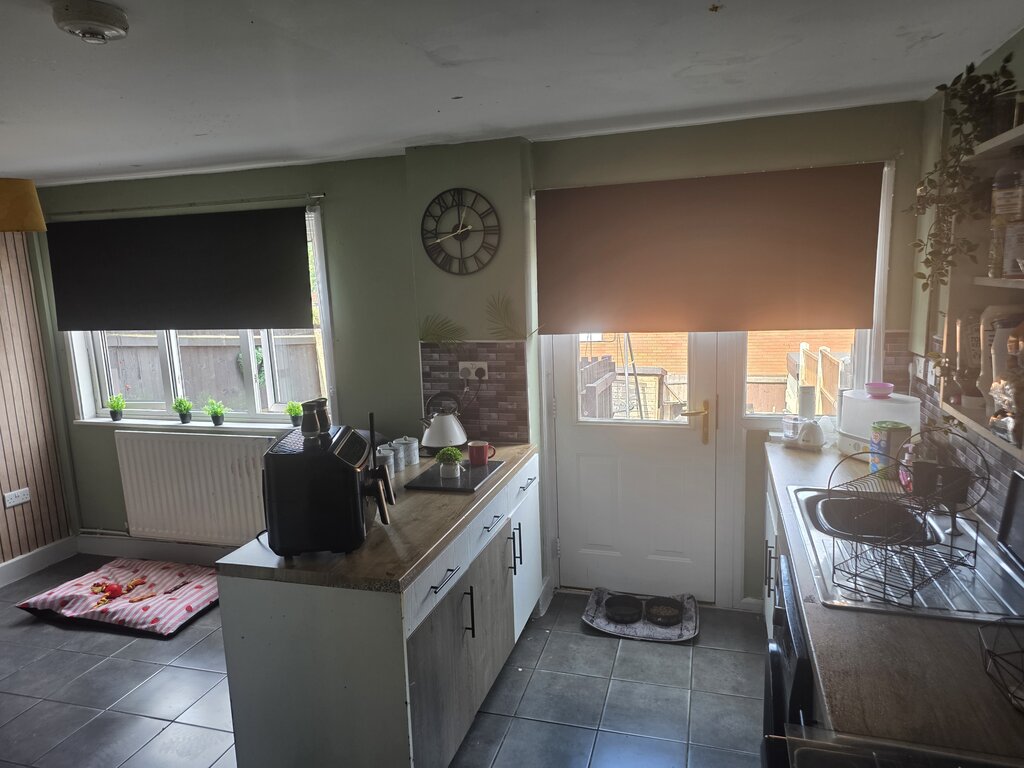 Photo 3 of Bilston property
