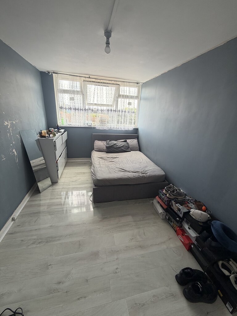 Photo 2 of Hull property