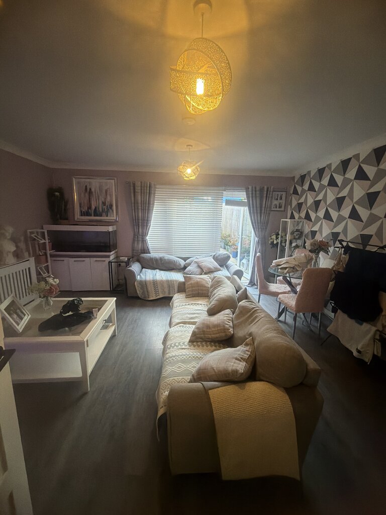 Photo 5 of Carshalton property