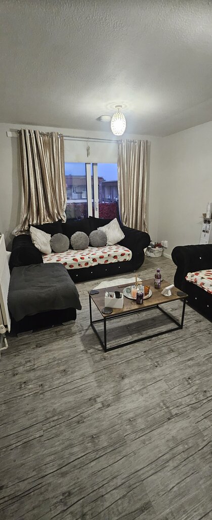 Photo 2 of Manchester property