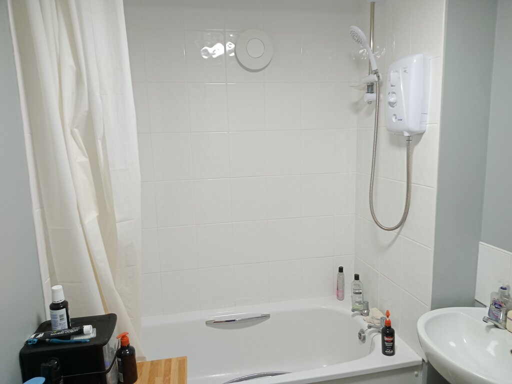 Photo 3 of Lichfield property