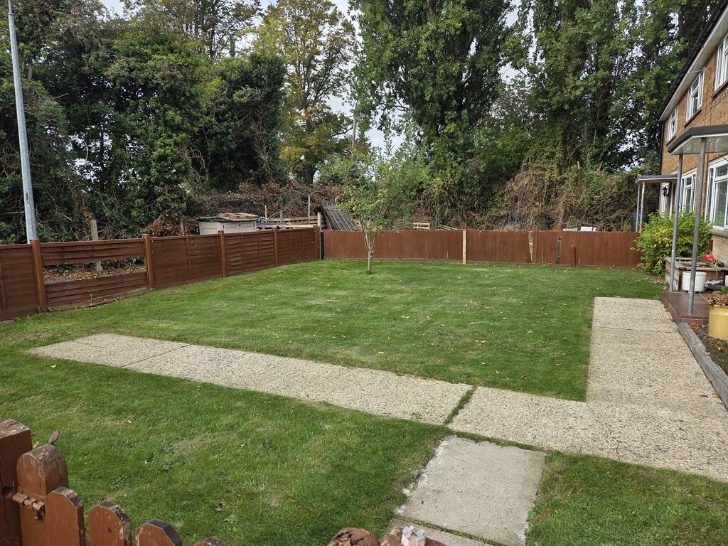 Photo 2 of Cambridge property