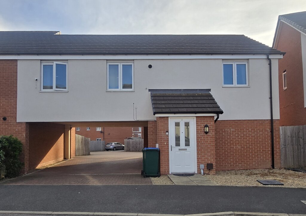 Photo 11 of Coventry property