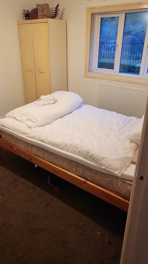 Photo 4 of Manchester property