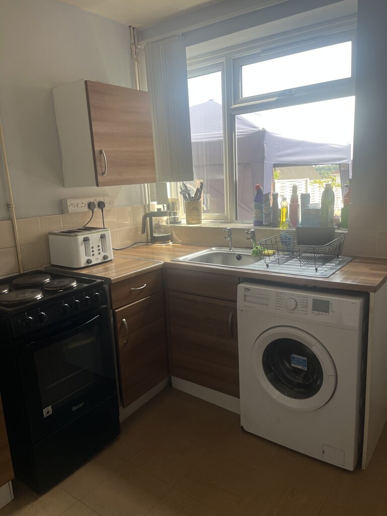 Photo 4 of Stourbridge property