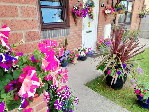 2 bed ground floor apartment/flat