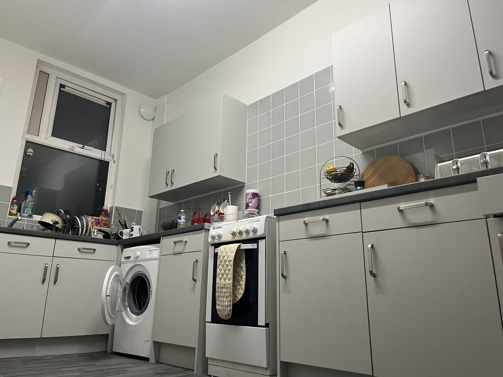 Photo 2 of Coventry property