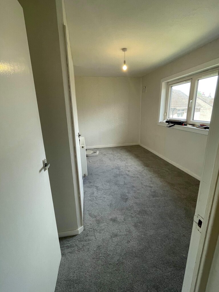 Photo 2 of Johnstone property