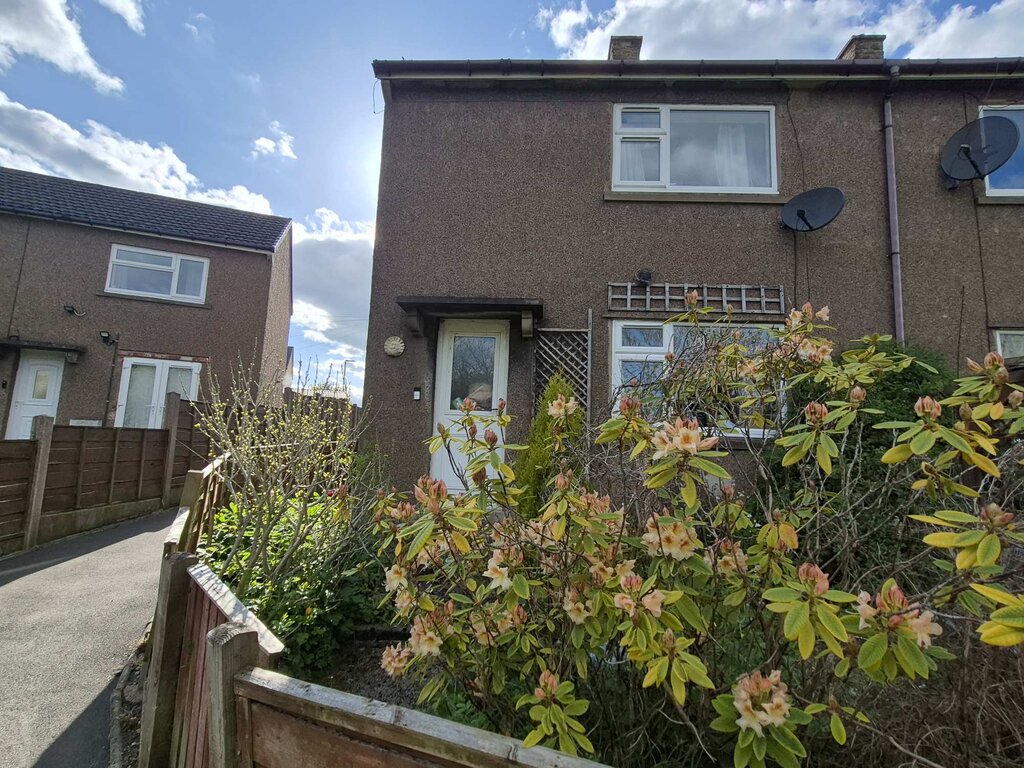 Photo 1 of Chapel En Le Frith property