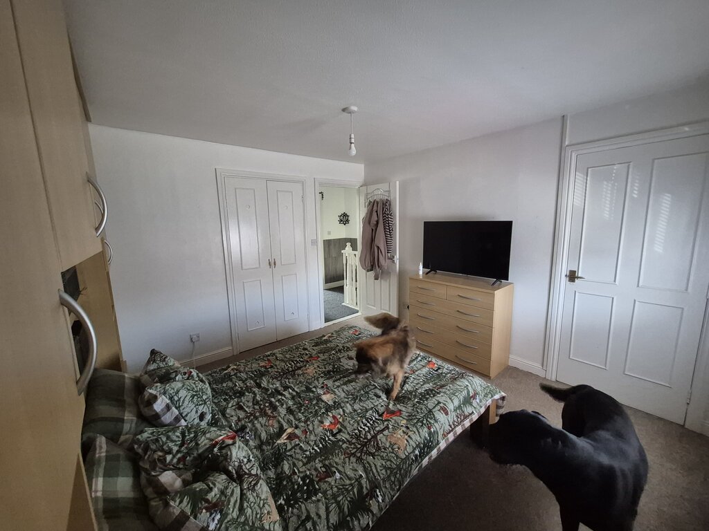 Photo 3 of Hull property