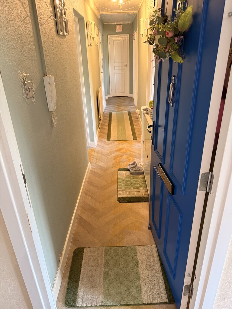 Photo 2 of New Malden property
