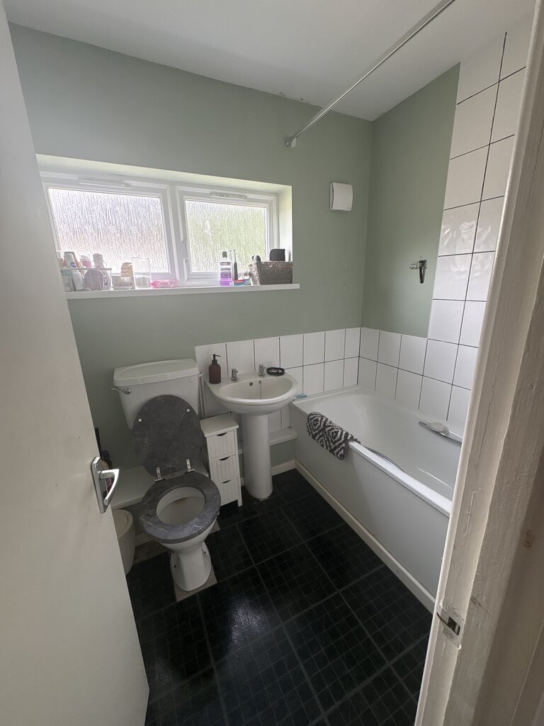 Photo 3 of Norwich property