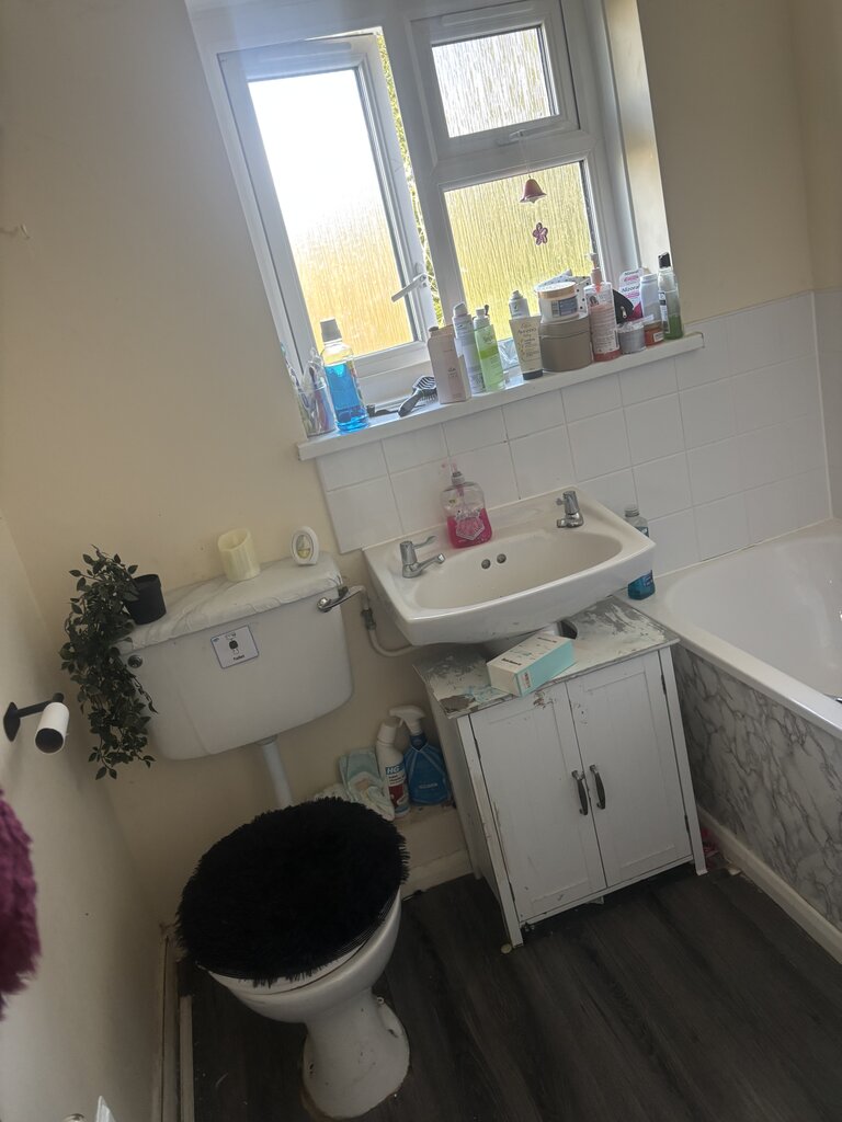 Photo 5 of Gorleston property