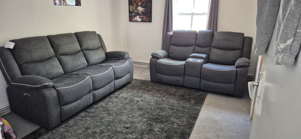 Photo 2 of London property