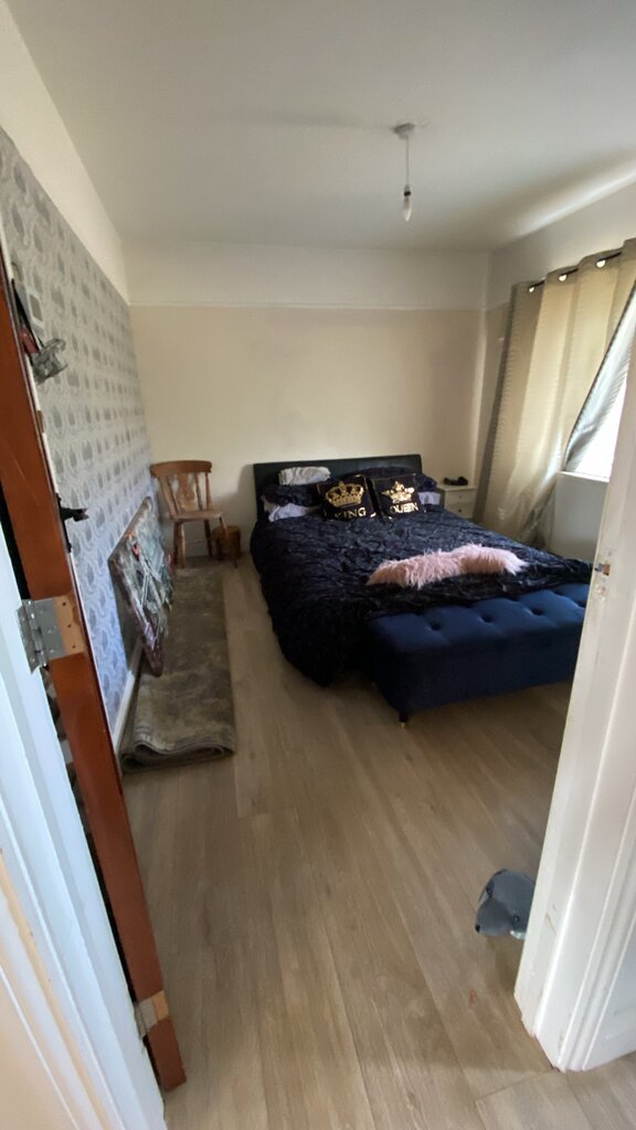 Photo 5 of Billericay Ramsden Heath property