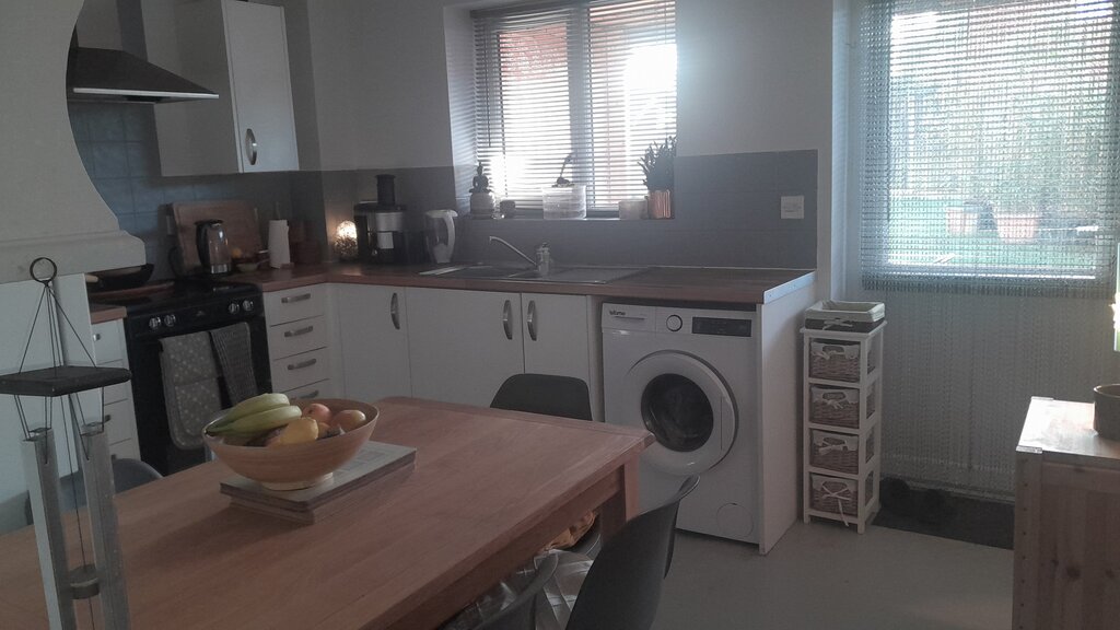 Photo 2 of Dickleburgh Diss property