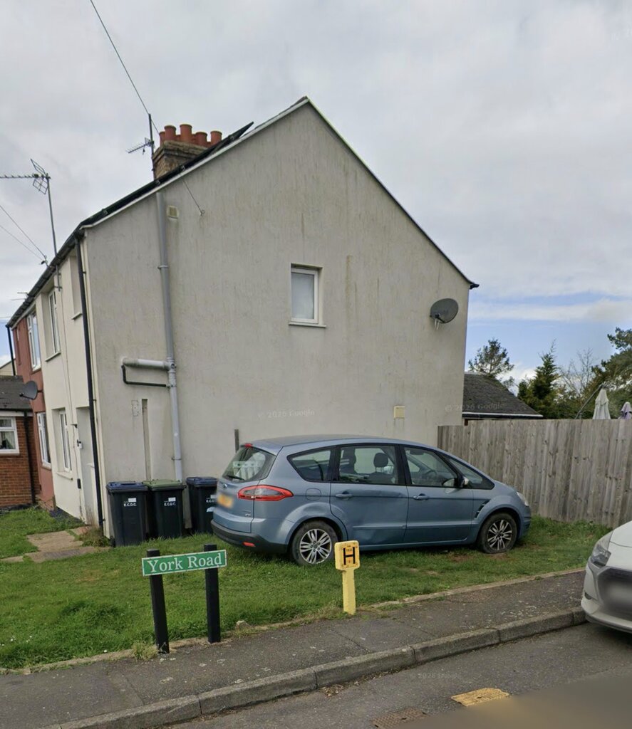 Photo 2 of Sutton property