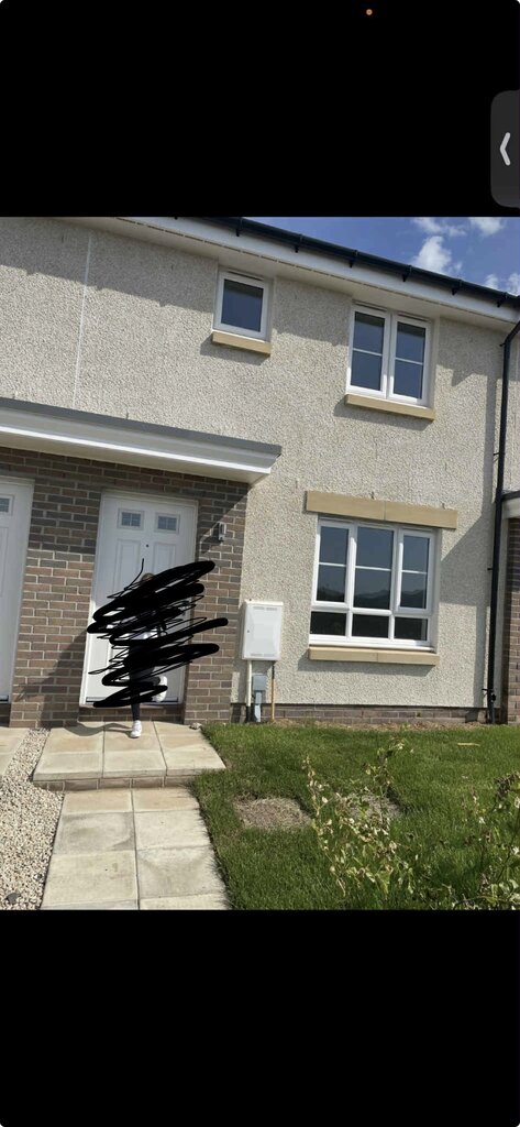 Photo 3 of Edinburgh property