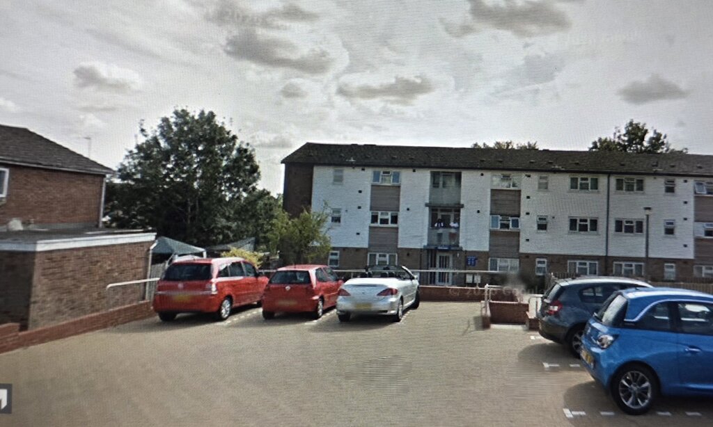 Photo 3 of Wellingborough property