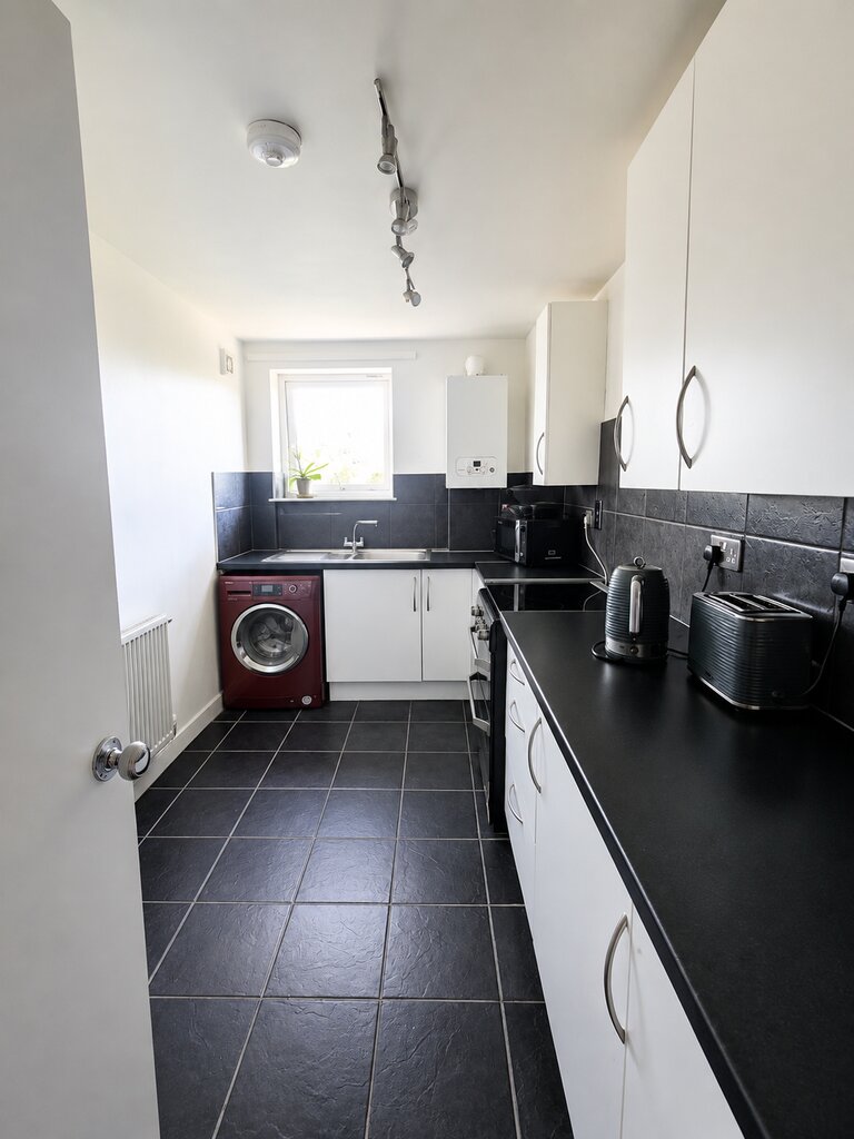 Photo 2 of Wembley property
