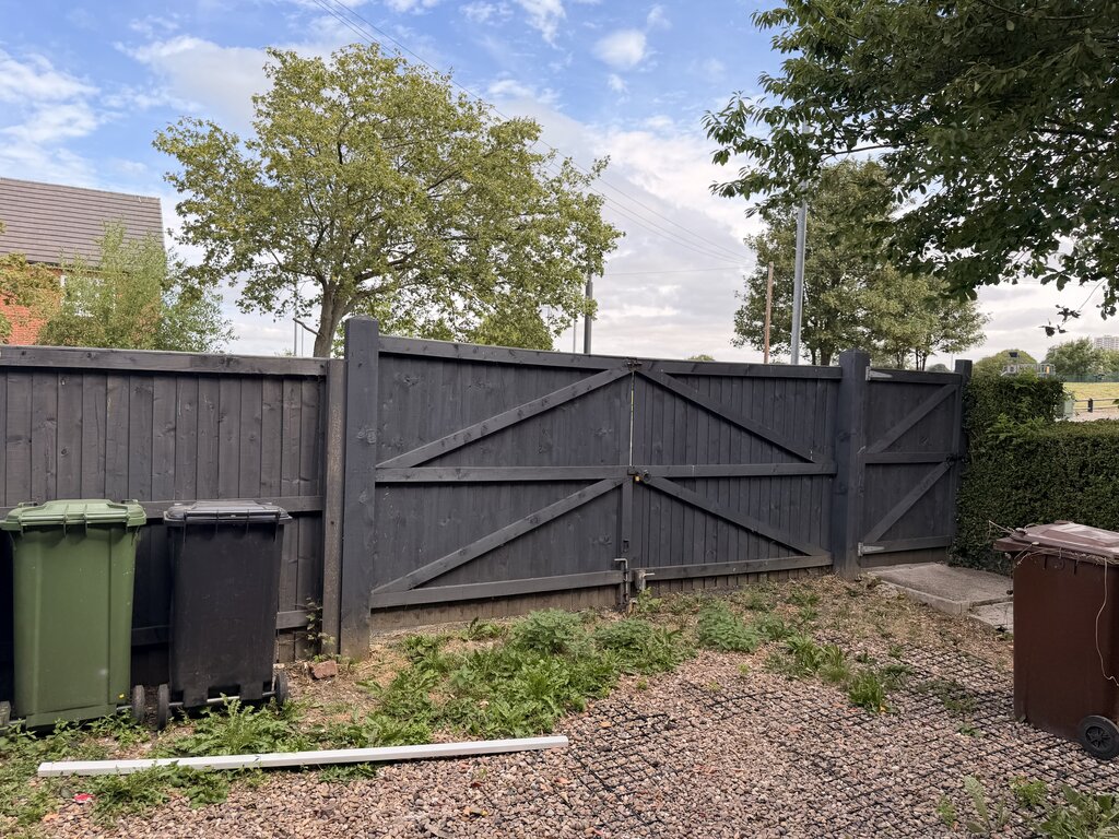 Photo 2 of Leeds property