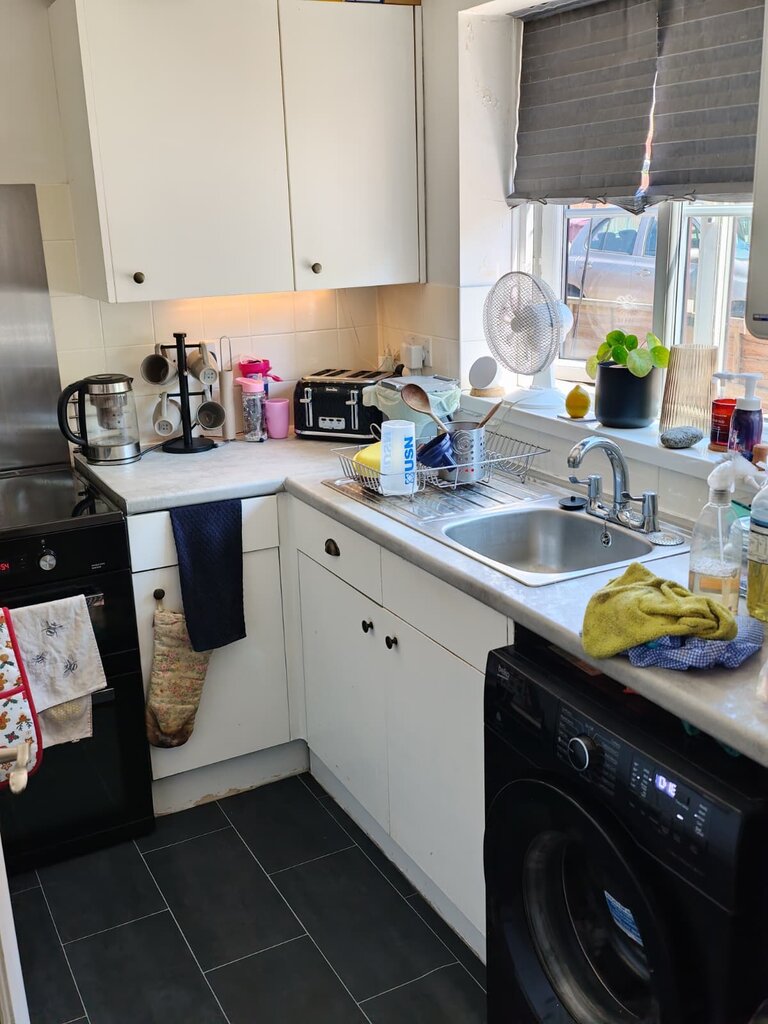 Photo 3 of Reading property