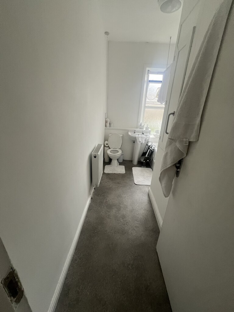 Photo 3 of Huddersfield property