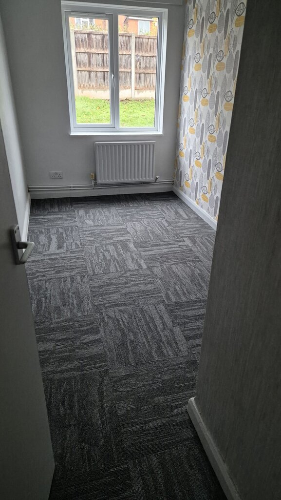 Photo 4 of Worcester property