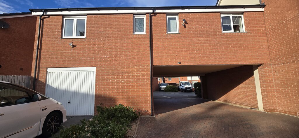 Photo 12 of Coventry property