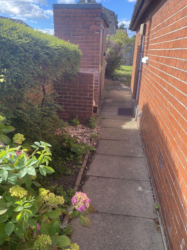 Photo 3 of Ossett property