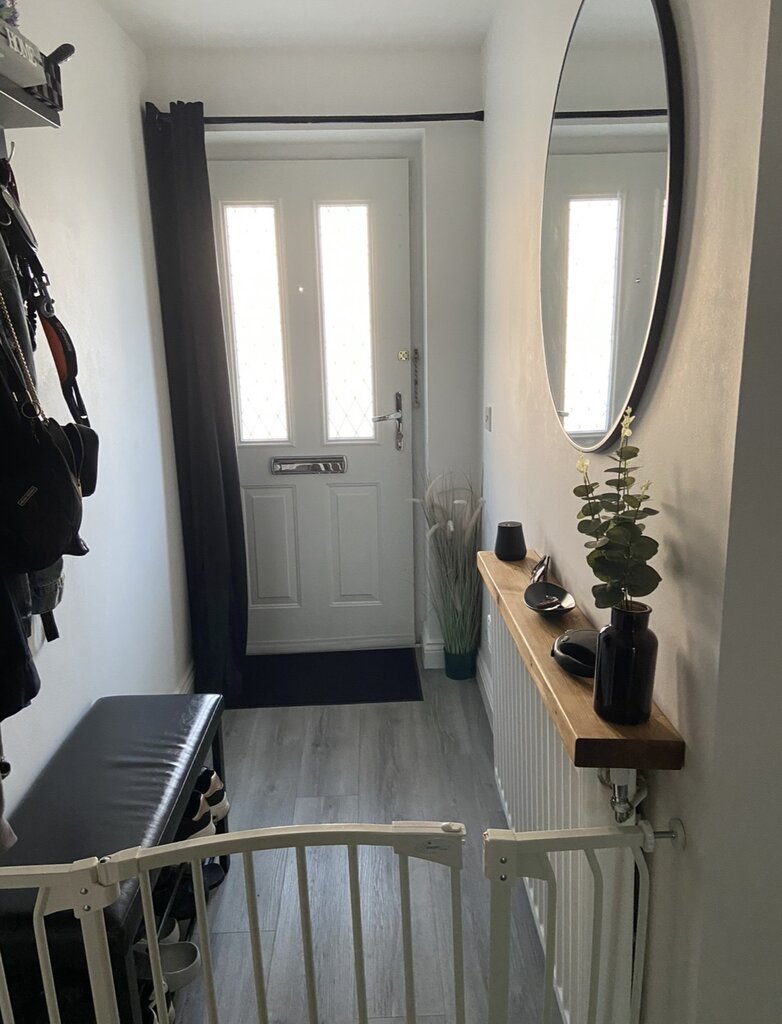 Photo 2 of London property