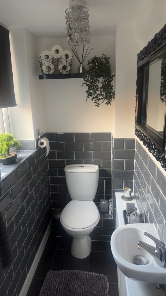Photo 4 of Blackburn property