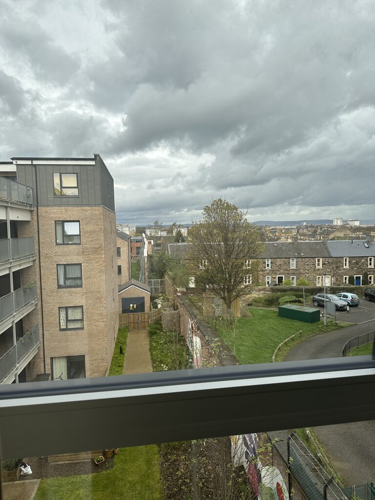 Photo 4 of Edinburgh property
