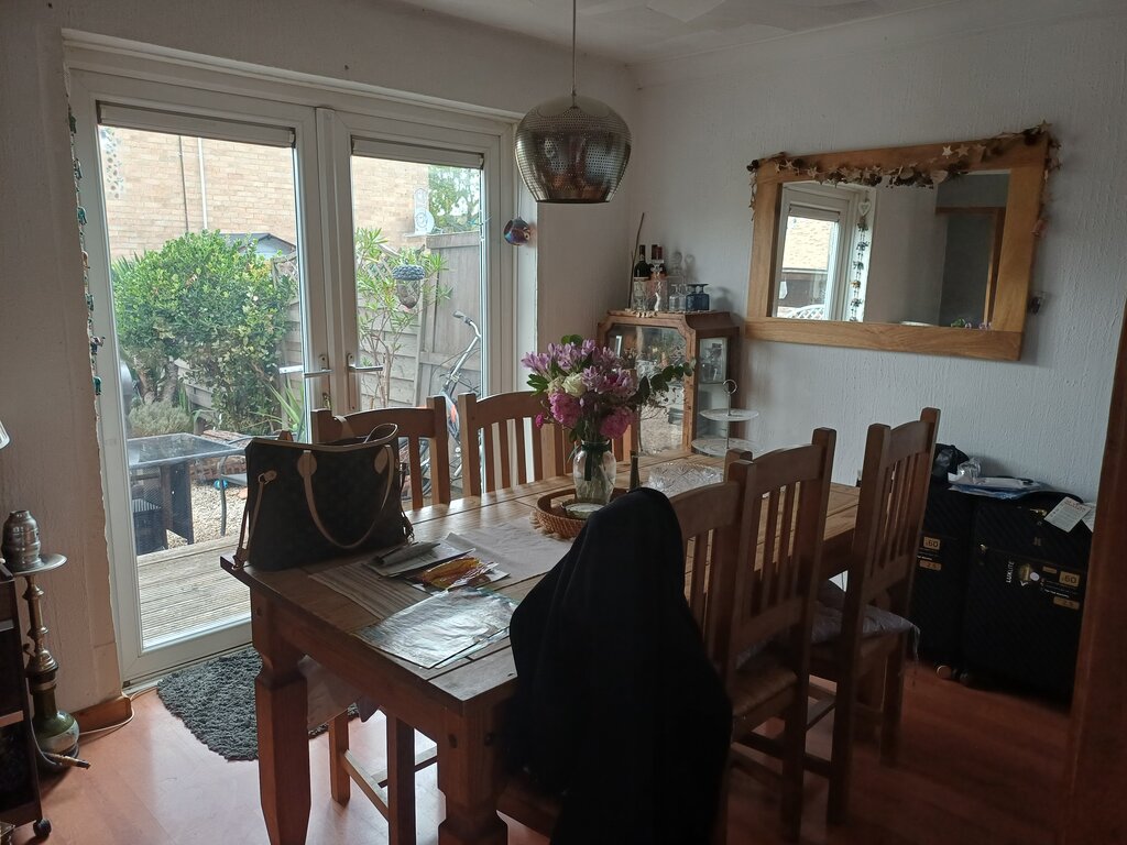 Photo 5 of Basildon property