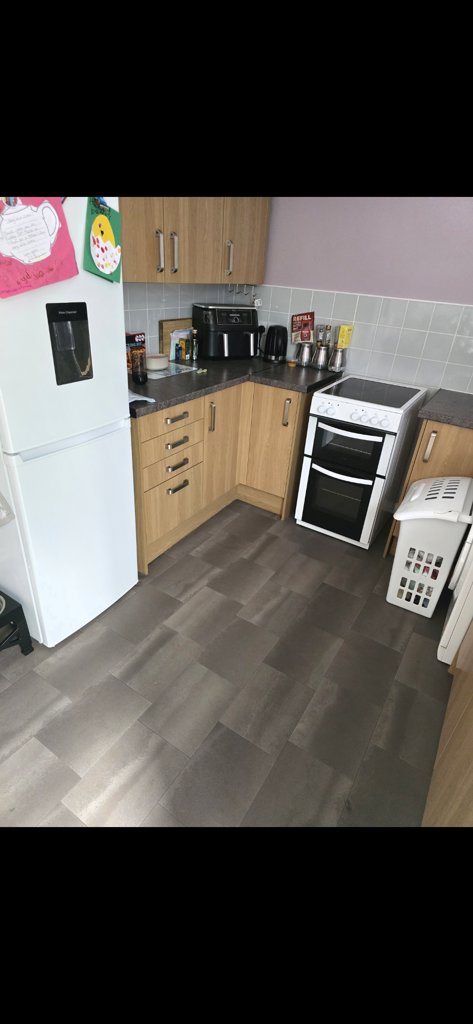 Photo 3 of Huddersfield property