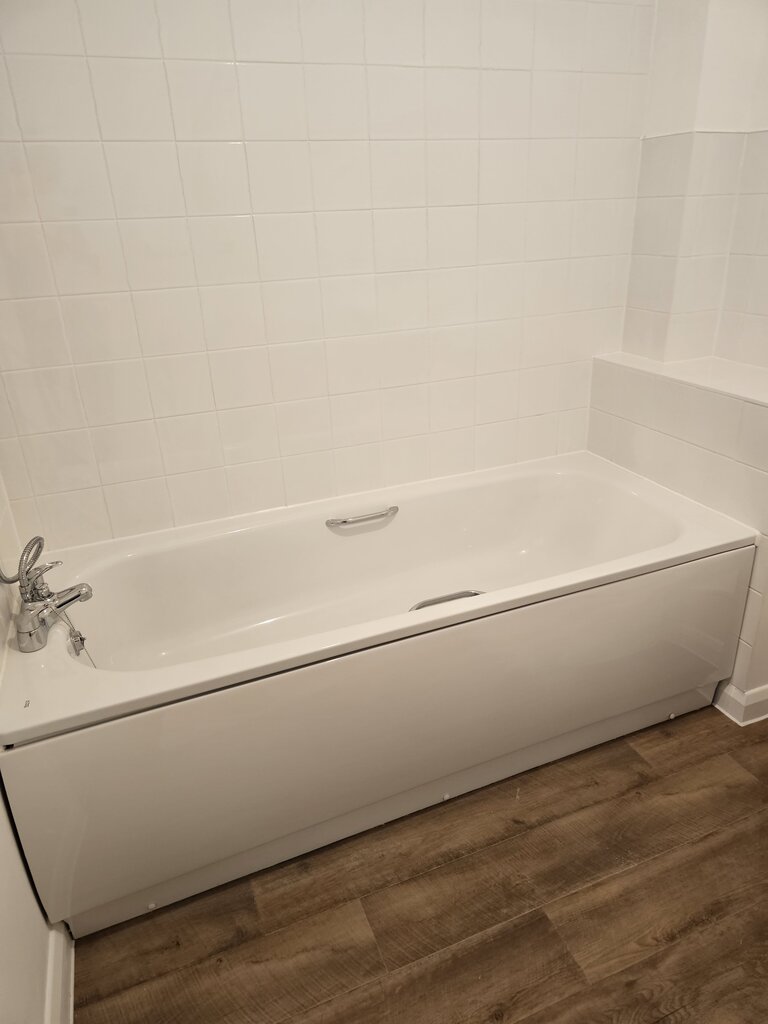 Photo 4 of Thurston property
