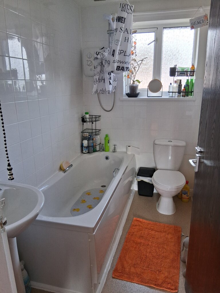 Photo 4 of Chesterfield property