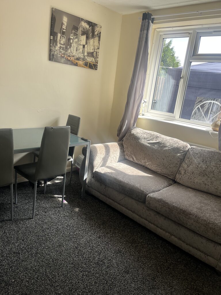 Photo 2 of Stourbridge property