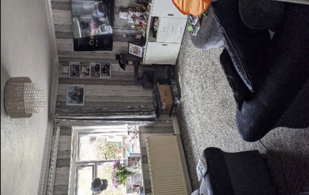 Photo 3 of Leeds property