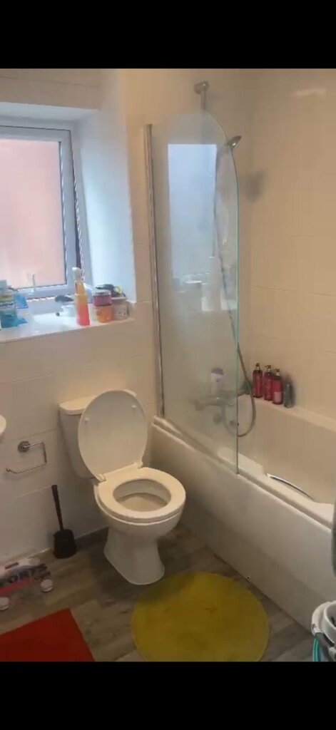 Photo 2 of Manchester property