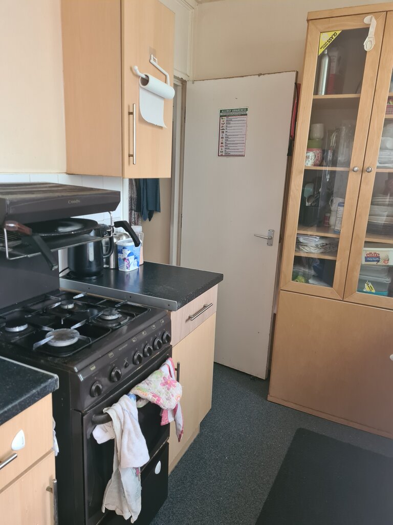 Photo 3 of Bromley property