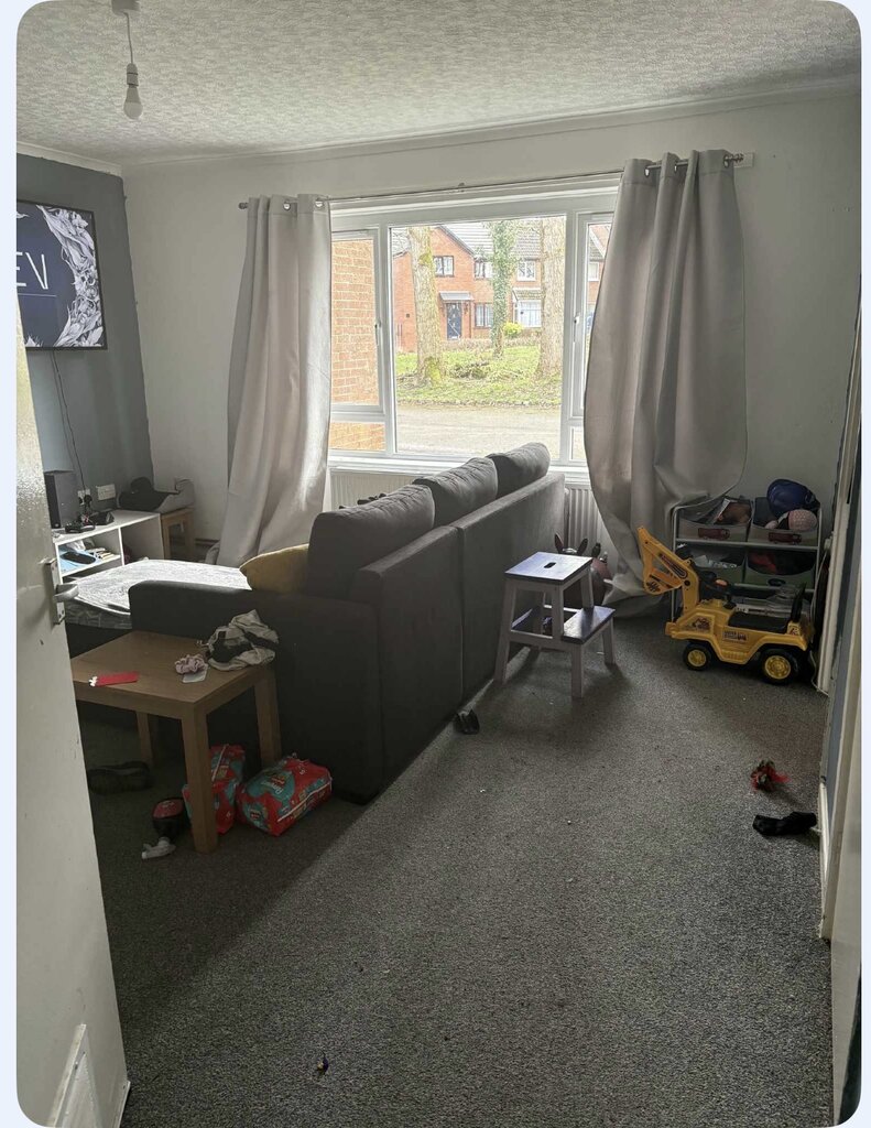 Photo 4 of Preston property