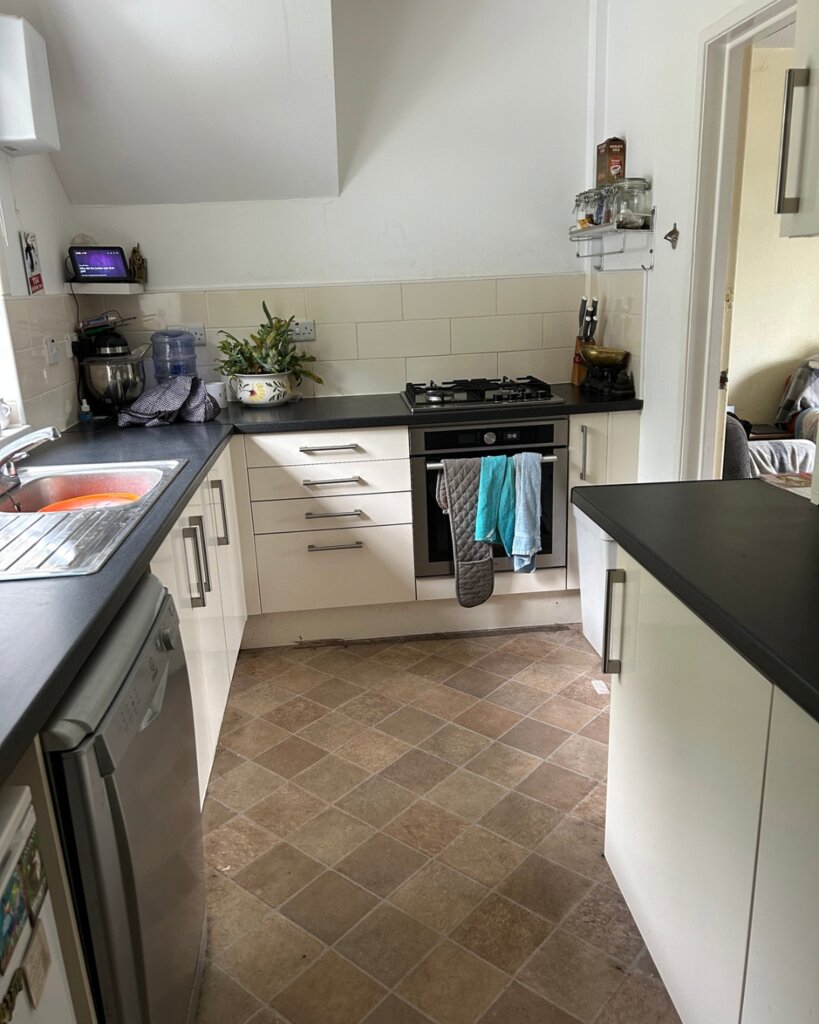 Photo 4 of Cranage property