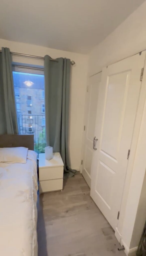 Photo 4 of Glasgow property